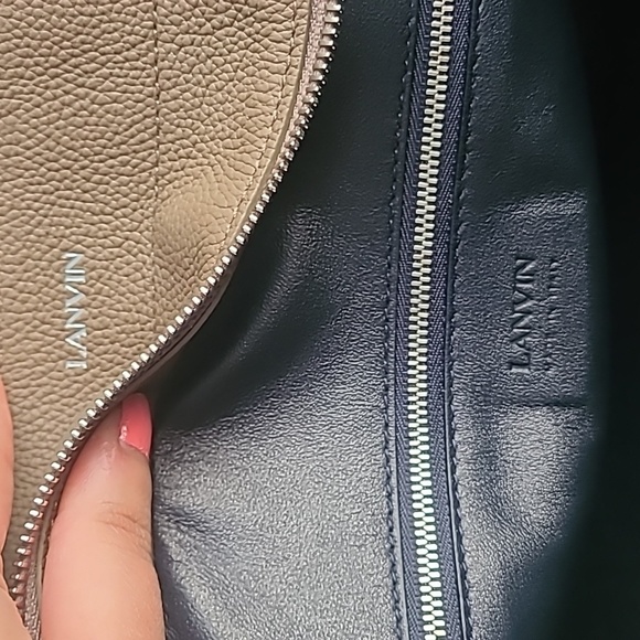 Lanvin GRAINED LEATHER BOGEY DAY BAG - Picture 10 of 13